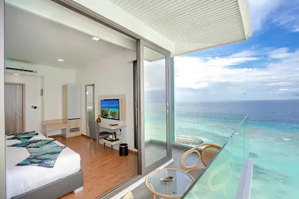 آرنا بیچ بهترین هتل روی آب مالدیو