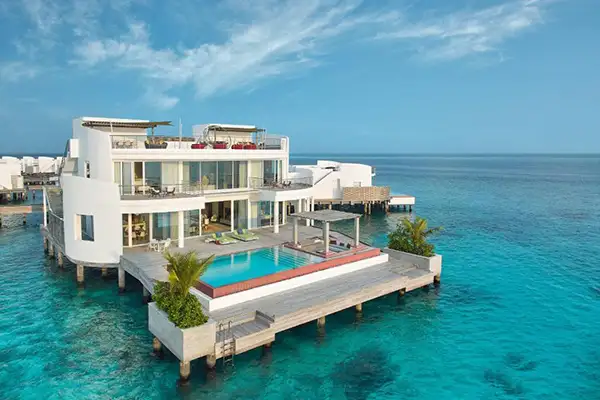 جمیرا ویتاولی بهترین هتل روی آب مالدیو