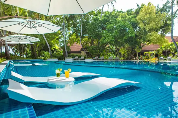 کرومبا بهترین هتل روی آب مالدیو