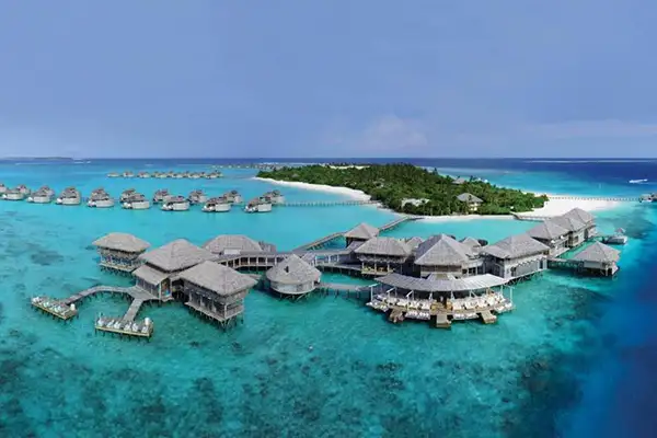 سیکس سنسز لامو بهترین هتل مالدیو
