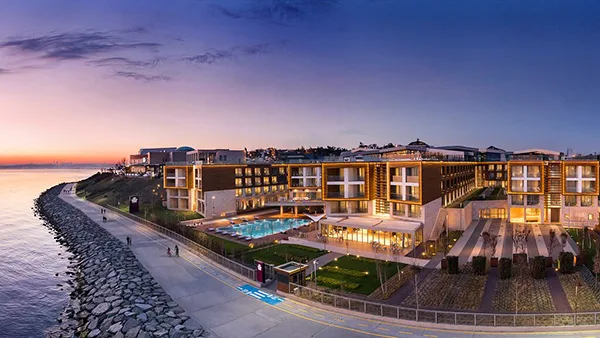 هتل ساحلی ۵ ستاره کرون پلازا فلوریا استانبول 