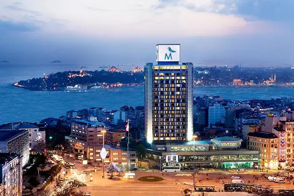 هتل ساحلی ۵ ستاره مارمارا تکسیم استانبول 