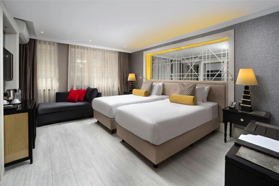 هتل 4 ستاره هتل مرکور بومونتی استانبول در میدان تکسیم