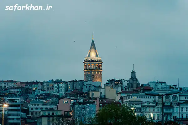 برج گالاتا از جاهای دیدنی استانبول نزدیک تکسیم
