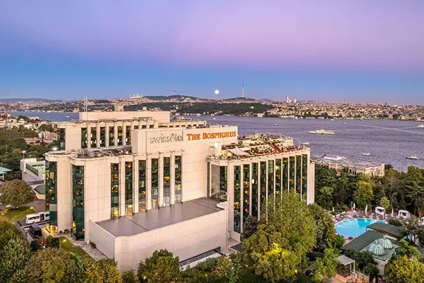 هتل ساحلی ۵ ستاره چراغان پالاس کمپینسکی استانبول